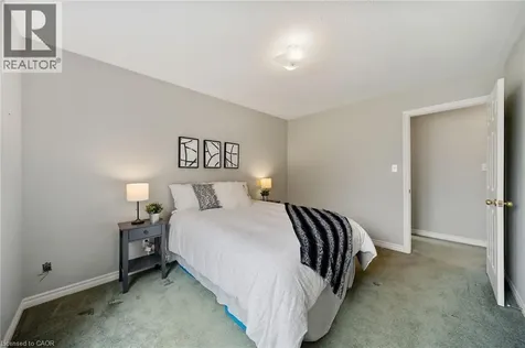 16 Macpherson Drive Paris ON N3L 4B6