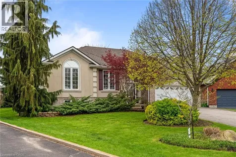 16 Macpherson Drive Paris ON N3L 4B6