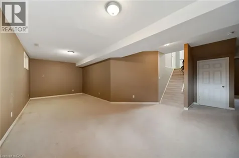 16 Macpherson Drive Paris ON N3L 4B6