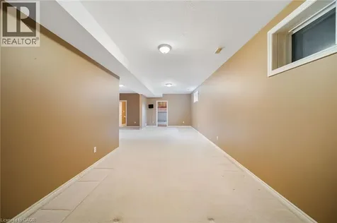16 Macpherson Drive Paris ON N3L 4B6