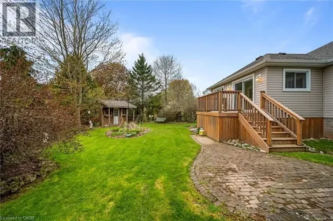 16 Macpherson Drive Paris ON N3L 4B6