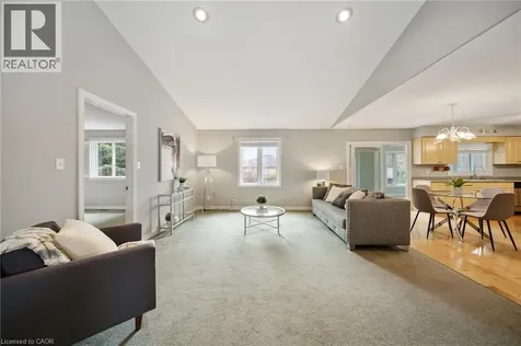16 Macpherson Drive Paris ON N3L 4B6
