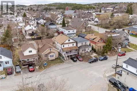 385 Eva Avenue Sudbury ON P3C 4N2