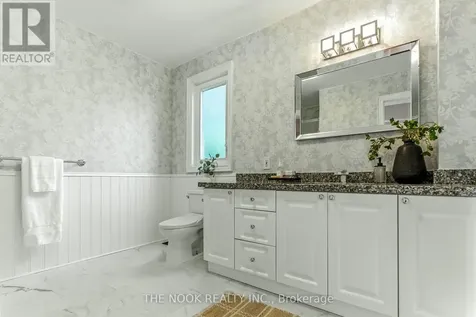 27 Pine Street Scugog ON L0B 1E0