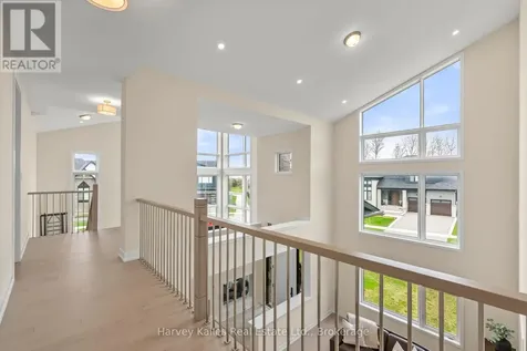 157 Springside Crescent Blue Mountains ON L9Y 5L3