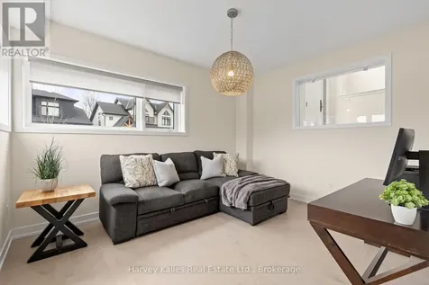 157 Springside Crescent Blue Mountains ON L9Y 5L3