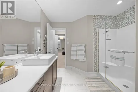 638 Guernsey Place Ottawa ON K4M 0E2
