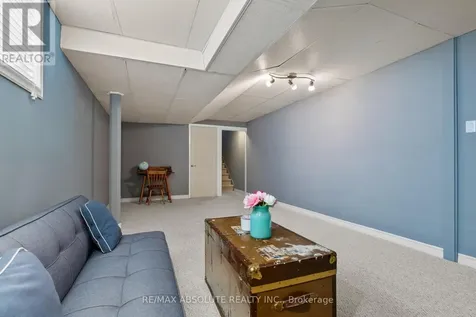 4199 Owl Valley Drive Ottawa ON K1V 1L9