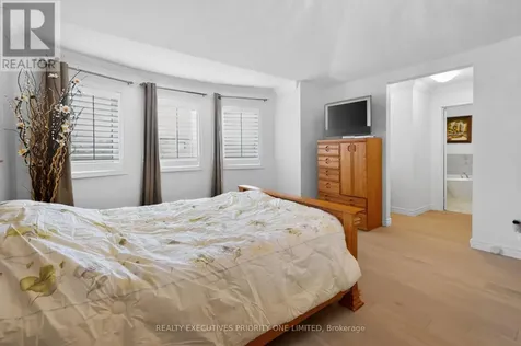 130 Greenview Circle Vaughan ON L6A 0B6