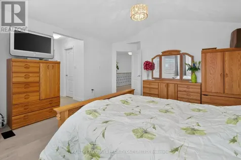 130 Greenview Circle Vaughan ON L6A 0B6