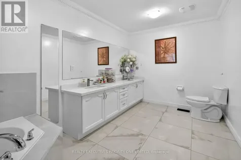 130 Greenview Circle Vaughan ON L6A 0B6