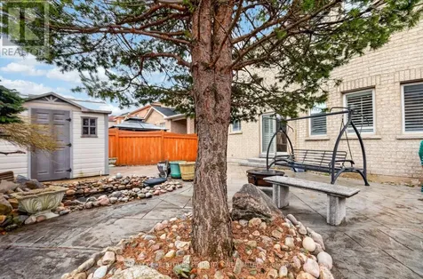 130 Greenview Circle Vaughan ON L6A 0B6