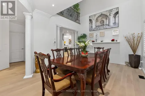 130 Greenview Circle Vaughan ON L6A 0B6