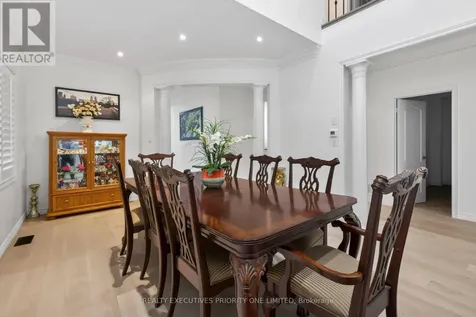 130 Greenview Circle Vaughan ON L6A 0B6