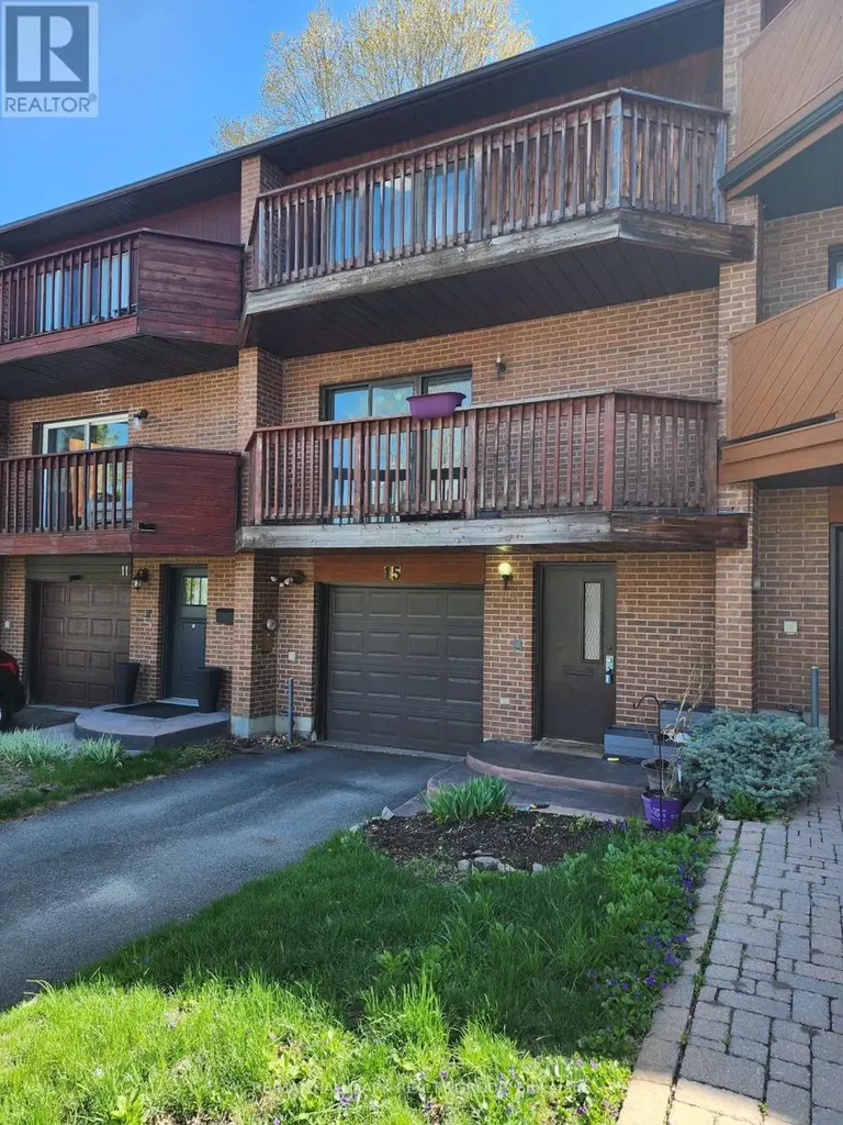 15 Birchdale Avenue Ottawa ON K2H 5A1