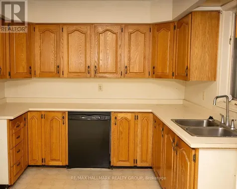 15 Birchdale Avenue Ottawa ON K2H 5A1