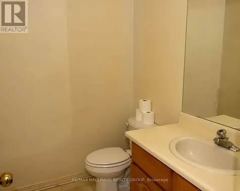 15 Birchdale Avenue Ottawa ON K2H 5A1