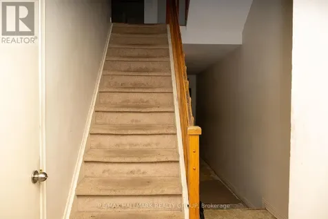 15 Birchdale Avenue Ottawa ON K2H 5A1