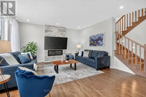 1011 Carden Lane Ottawa ON K1W 0N3