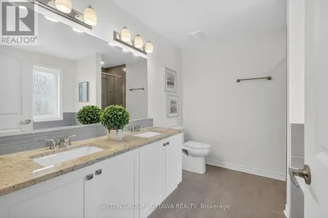 1011 Carden Lane Ottawa ON K1W 0N3