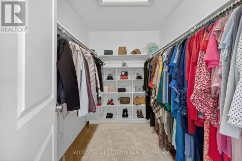 1011 Carden Lane Ottawa ON K1W 0N3