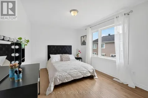 1011 Carden Lane Ottawa ON K1W 0N3