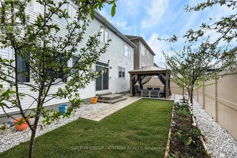 1011 Carden Lane Ottawa ON K1W 0N3