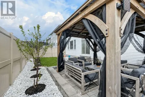 1011 Carden Lane Ottawa ON K1W 0N3