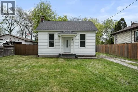 867 Devine Street Sarnia ON N7T 1X3