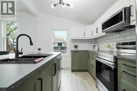867 Devine Street Sarnia ON N7T 1X3