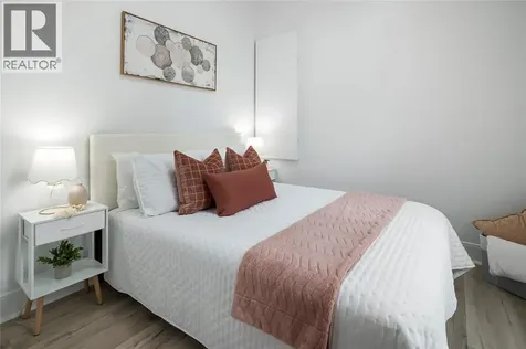 867 Devine Street Sarnia ON N7T 1X3