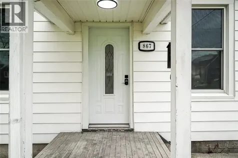 867 Devine Street Sarnia ON N7T 1X3
