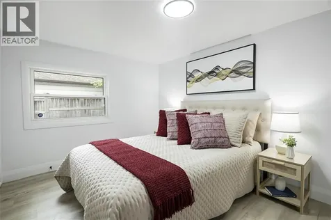 867 Devine Street Sarnia ON N7T 1X3