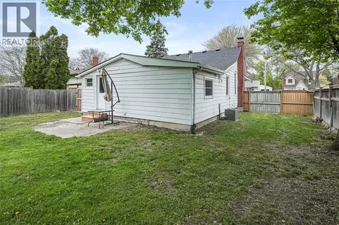 867 Devine Street Sarnia ON N7T 1X3
