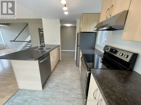 1204 Shillington Avenue Ottawa ON K1Z 7Z4