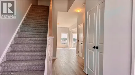 155 Equestrian Way Cambridge ON N3E 0E8