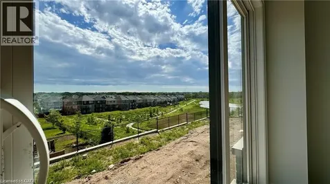 155 Equestrian Way Cambridge ON N3E 0E8