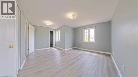 193 Prosperity Drive Kitchener ON N2E 4E5