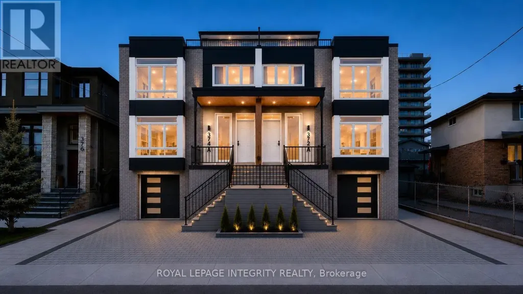 372 Berkley Avenue Ottawa ON K2A 2G7