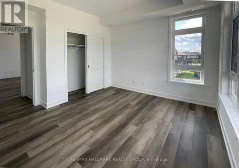 300 Tulum Crescent Ottawa ON K2S 2Y4