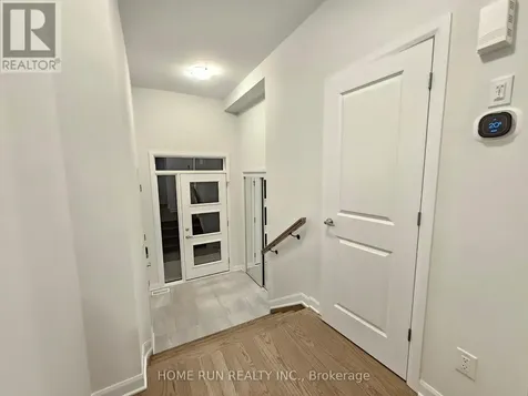 948 Eileen Vollick Crescent Ottawa ON K2W 0M7