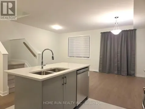 948 Eileen Vollick Crescent Ottawa ON K2W 0M7