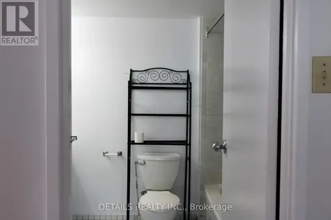 2760 Carousel Crescent Ottawa ON K1T 2N4