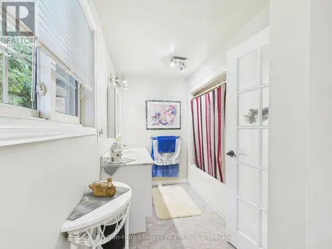 484 Sunset Drive Kincardine ON N0H 2C5