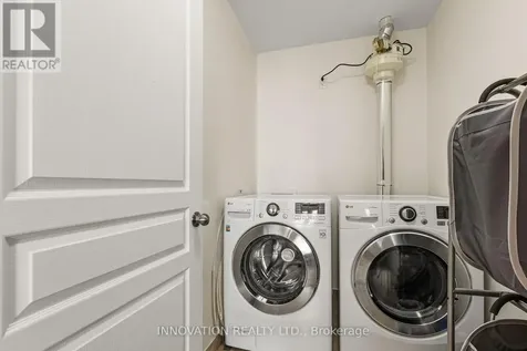 372 Kingbrook Drive Ottawa ON K2M 0G2