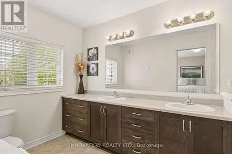 372 Kingbrook Drive Ottawa ON K2M 0G2