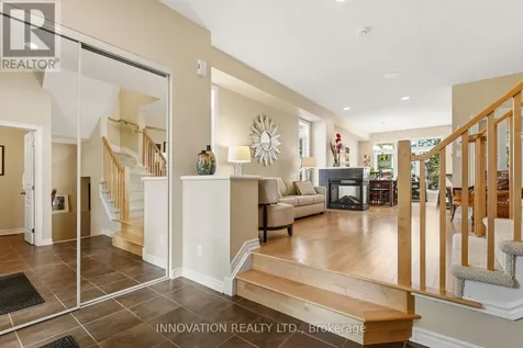 372 Kingbrook Drive Ottawa ON K2M 0G2