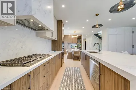 1411 Mountain Grove Avenue Burlington ON L7P 2H1