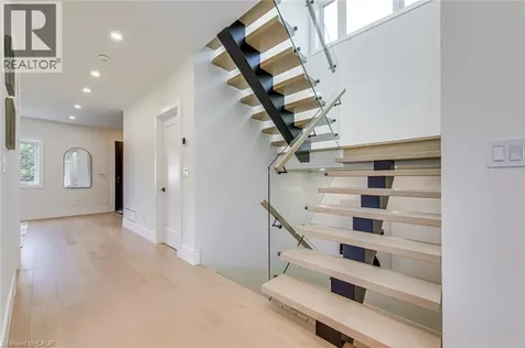 1411 Mountain Grove Avenue Burlington ON L7P 2H1
