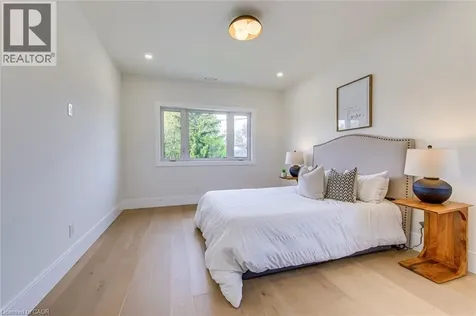 1411 Mountain Grove Avenue Burlington ON L7P 2H1